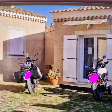 Petite Maison Meublee Entre Avignon Et Carpentras Morieres-les-Avignon Buitenkant foto